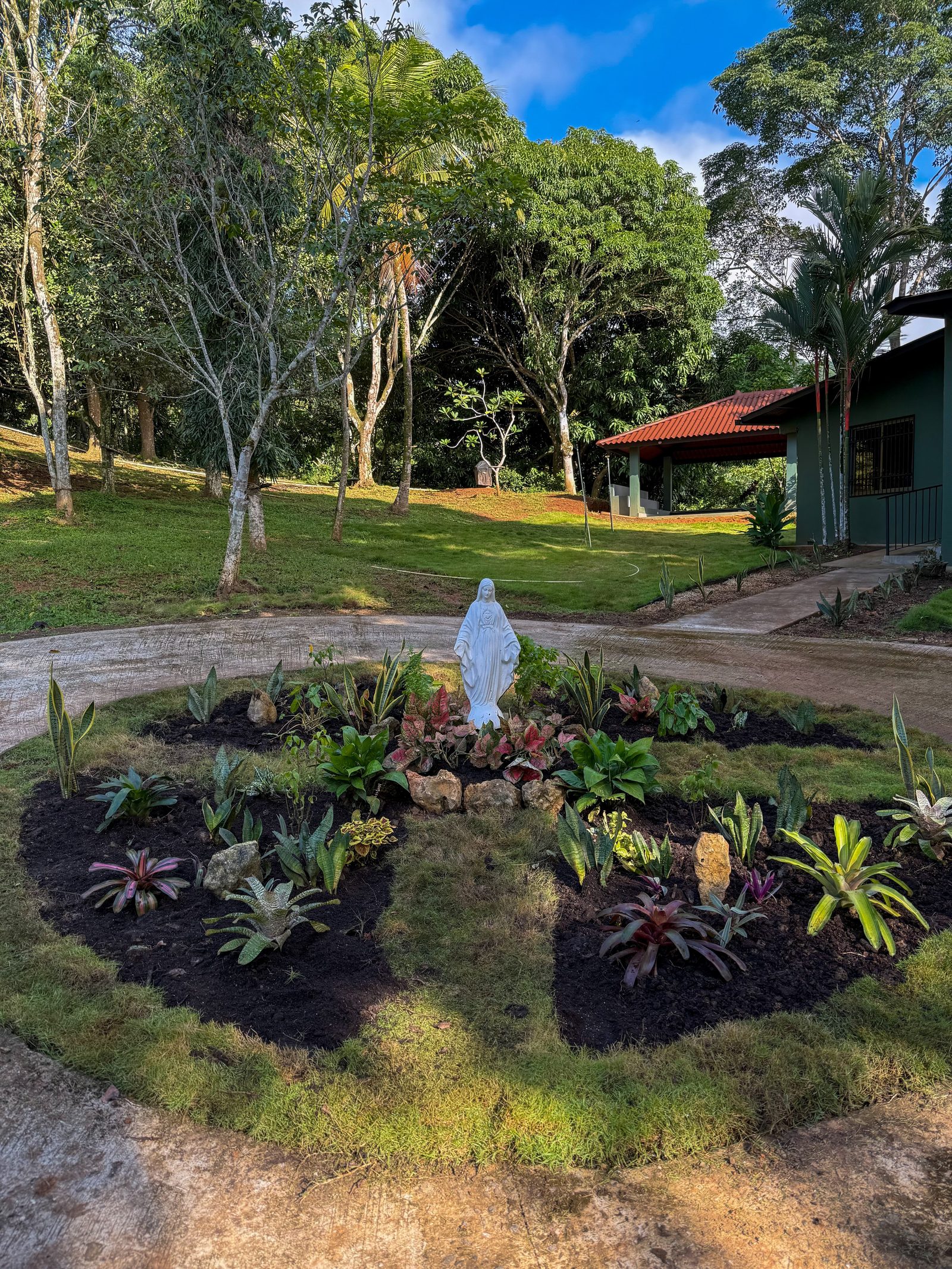 Jardines de la finca